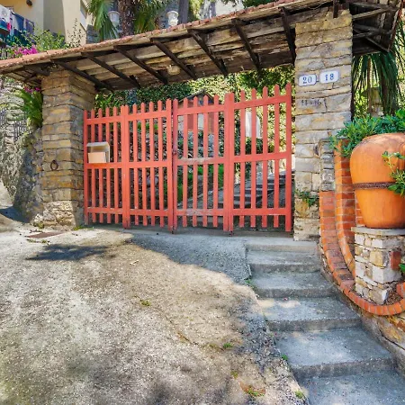 Lovely In Near Seabeach * Recco